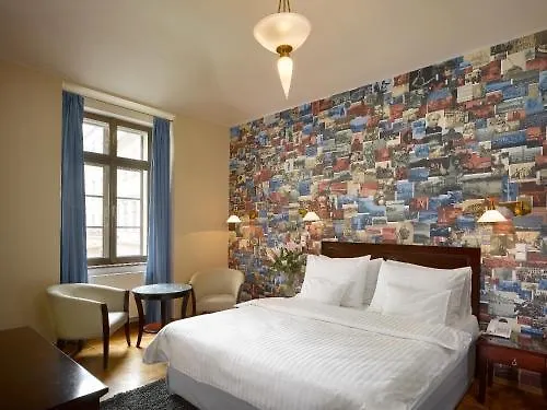Orea Place Charles Bridge Praga 4*,